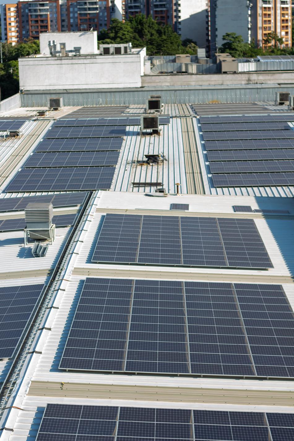 Rooftop solar on commercial buildings