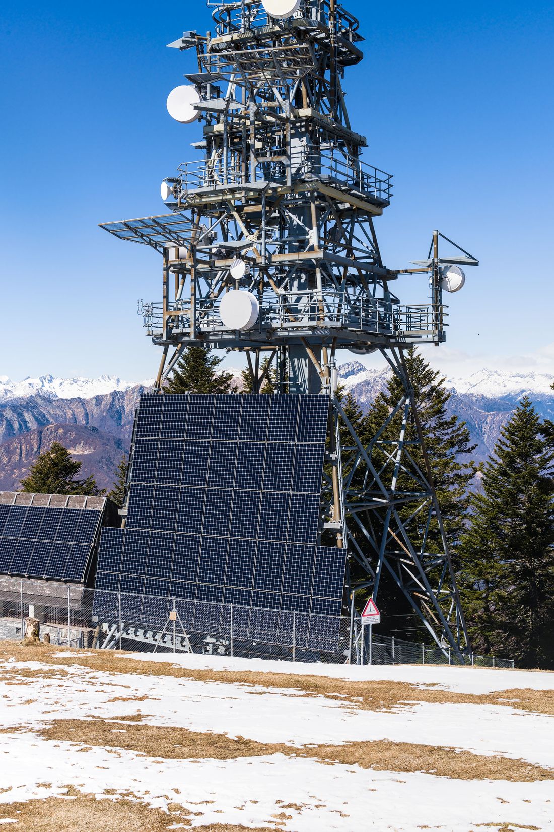 Telecommunications tower powered by solar panels